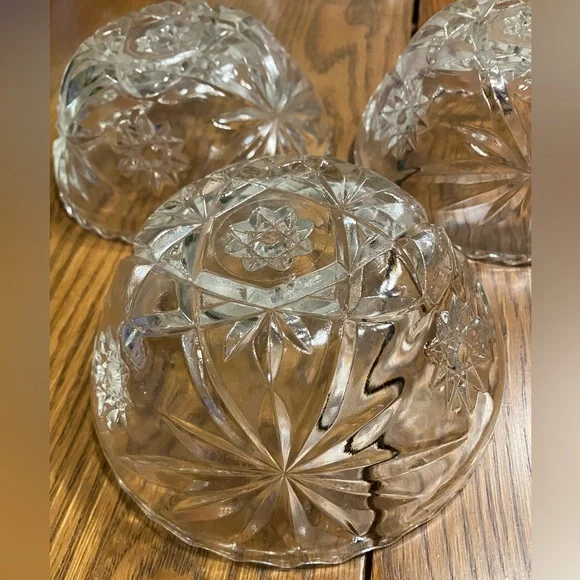 Vintage Star of David Anchor Hockey Clear Glass 3 Salad/Dessert Bowls - Picture 3 of 5